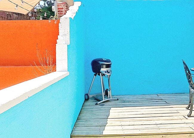 property at 408 S Washington St
