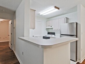 632 Granville Ct in Atlanta, GA - Building Photo - Building Photo