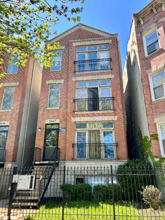 5644 S Prairie Ave, Unit 2 in Chicago, IL - Building Photo