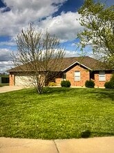 740 Jefferson Ct in Rogersville, MO - Building Photo - Building Photo