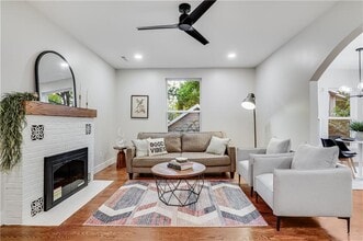 319 S College Ave in Fayetteville, AR - Building Photo - Building Photo