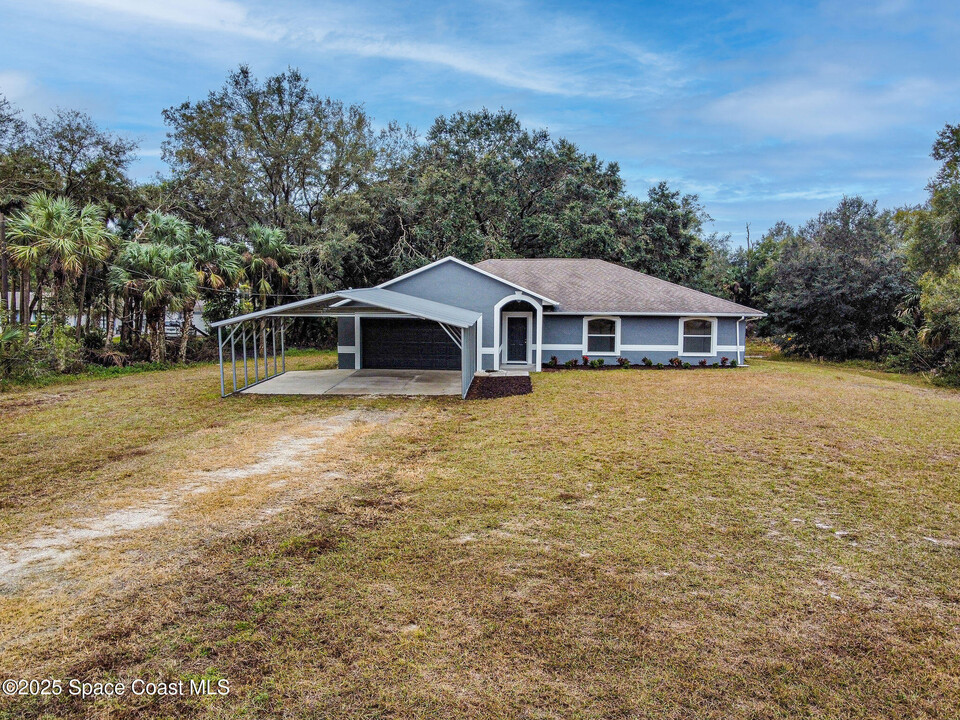 4185 Seville Ave in Cocoa, FL - Building Photo