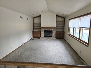 2912 Ivanhoe Gln in Fitchburg, WI - Building Photo - Building Photo