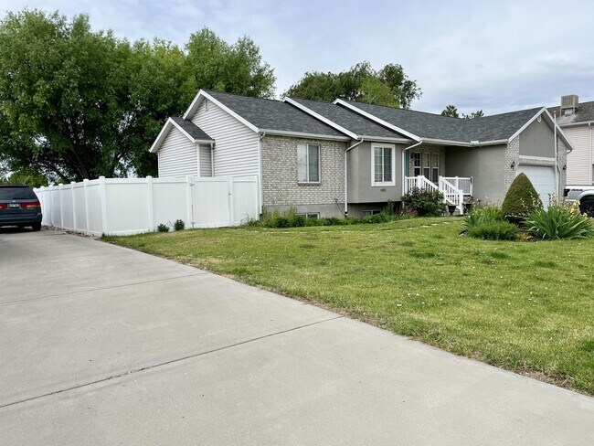 property at 1461 W 3895 S