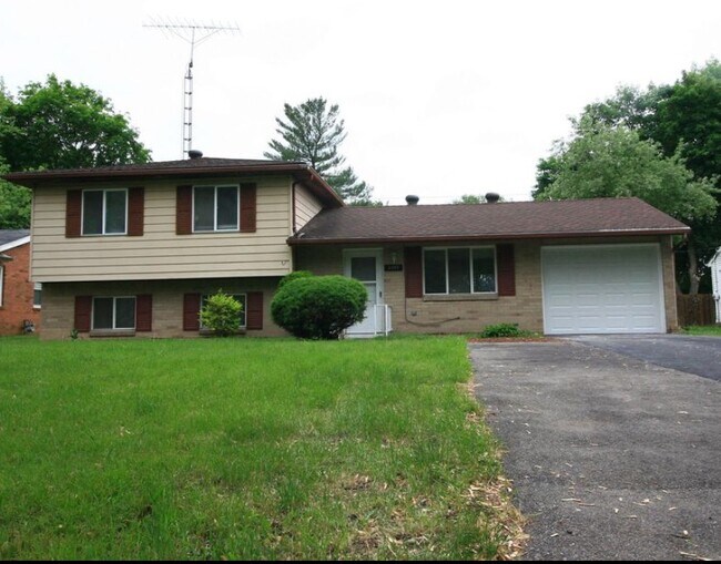 2407 BROWNLEE Rentals in Toledo, OH