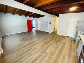3716 Pioneer Trail in South Lake Tahoe, CA - Building Photo - Building Photo
