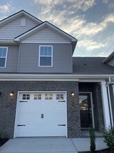 681 Birdie Dr in Spring Hill, TN - Building Photo - Building Photo
