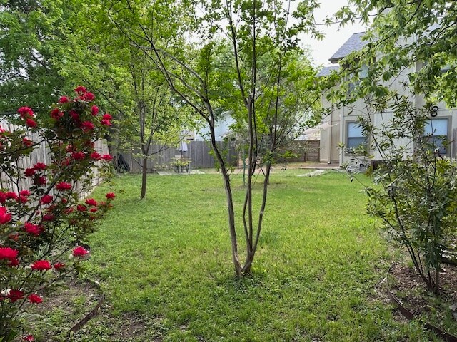 7802 Chimayo Cv, Unit A in Austin, TX - Building Photo