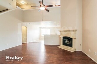 18490 Sunrise Pines Dr in Montgomery, TX - Building Photo - Building Photo
