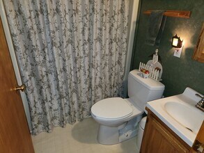 46 Country Way in Wallingford, CT - Building Photo - Building Photo
