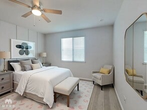 815 N 109th Dr, Unit 4 in Avondale, AZ - Foto de edificio - Building Photo