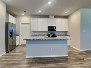 5124 Saddle Clb Dr in Georgetown, TX - Building Photo - Building Photo