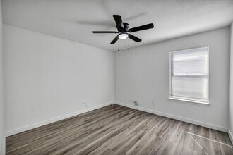 5903 Kevin Kelly Pl in Austin, TX - Building Photo - Building Photo