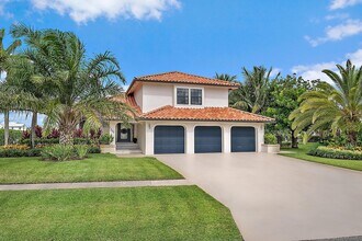 129 Olympus Way in Jupiter, FL - Building Photo - Building Photo