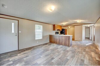 204 N Toledo Ave in Lubbock, TX - Building Photo - Building Photo