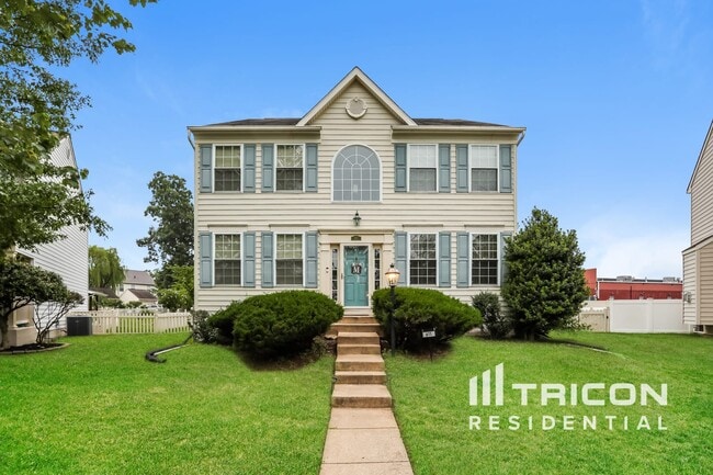 property at 611 China Clipper Cir