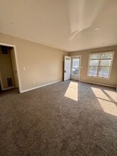 9570 Shenandoah Dr in New Market, VA - Building Photo - Building Photo