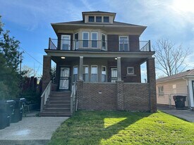 734 Ashland St in Detroit, MI - Building Photo