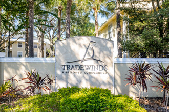 Tradewinds Condominiums in Orlando, FL - Building Photo - Building Photo