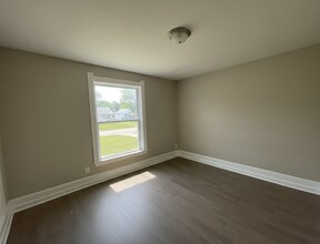 1155 W 9th St in Lorain, OH - Building Photo - Building Photo