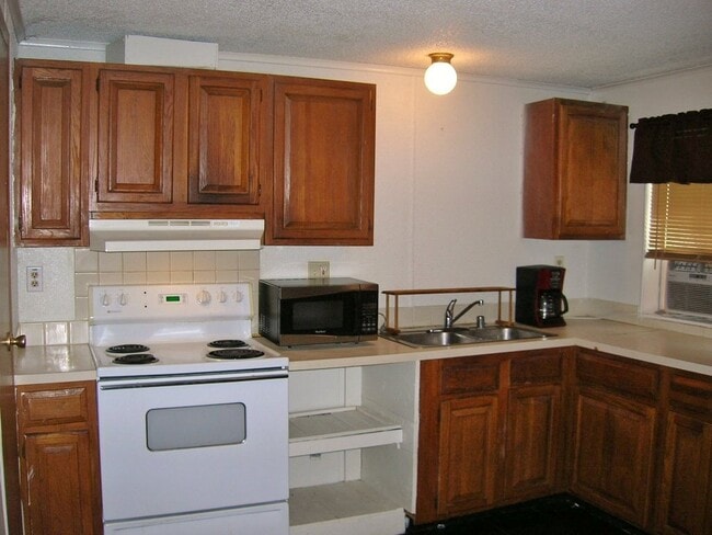 property at 205 E Elm St