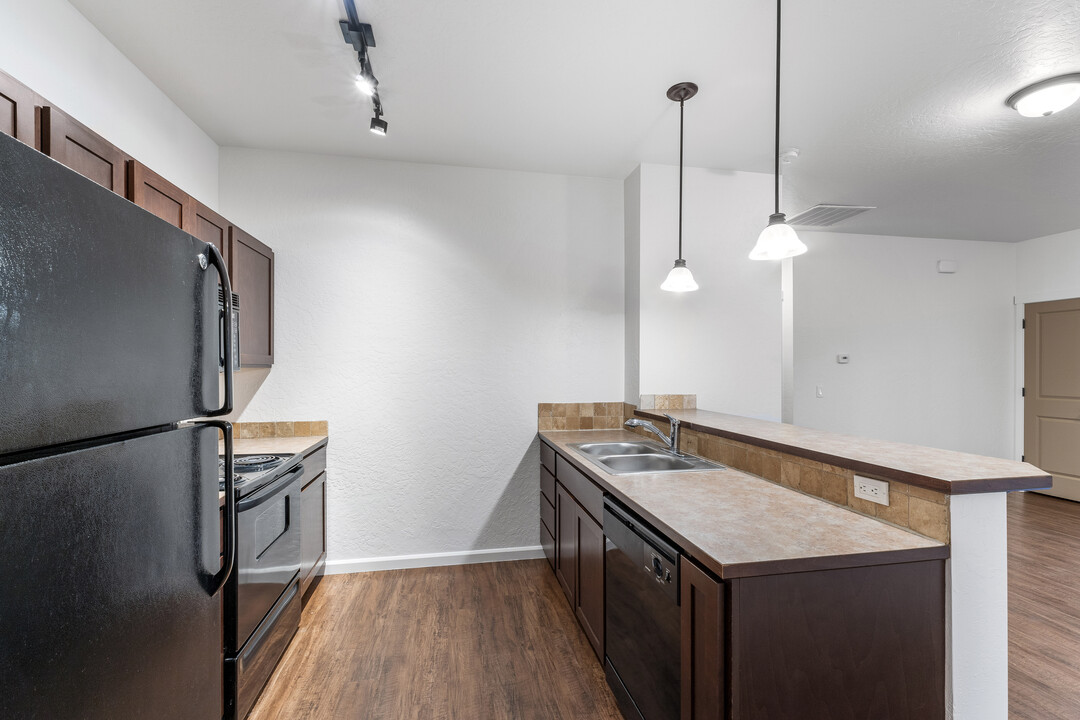 Residence at Mill River in Coeur d'Alene, ID - Foto de edificio