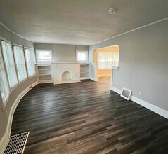 692 Glendora Ave in Akron, OH - Building Photo - Building Photo