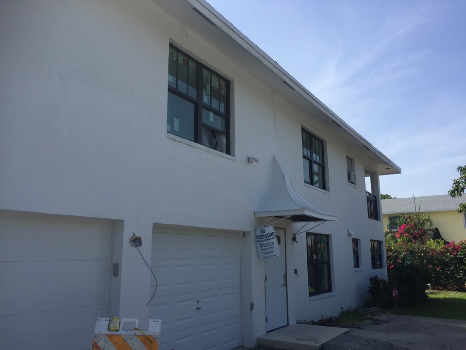 423 49th St in West Palm Beach, FL - Building Photo