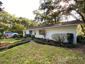 3236 NE 17th Terrace in Ocala, FL - Building Photo - Building Photo