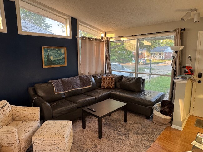 17441 Pershing Ave in Livonia, MI - Building Photo - Building Photo