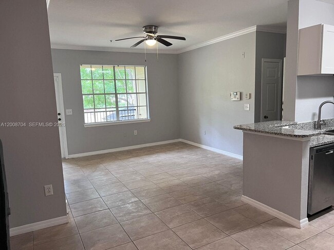 2544 Robert Trent Jones Dr in Orlando, FL - Foto de edificio - Building Photo