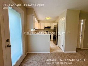 719 Cascade Terrace Ct in Ballwin, MO - Building Photo - Building Photo