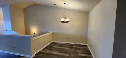 10085 W Lisbon Ave in Milwaukee, WI - Building Photo - Building Photo