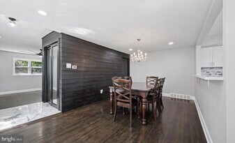 7256 Shalkop St in Philadelphia, PA - Building Photo