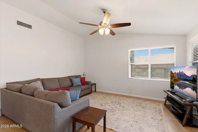 4501 E Melinda Ln in Phoenix, AZ - Building Photo - Building Photo