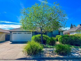 2321 Bueno St in Napa, CA - Building Photo