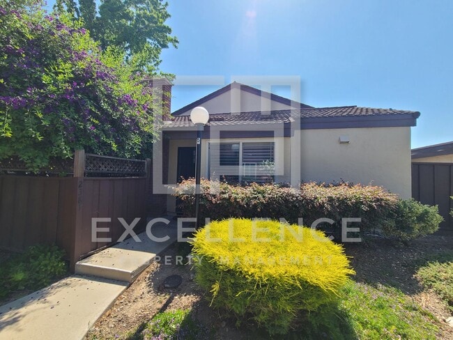 property at 2381 Northgrove Ln