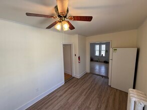 10-2 Russell St, Unit #2 in Burlington, VT - Building Photo - Building Photo