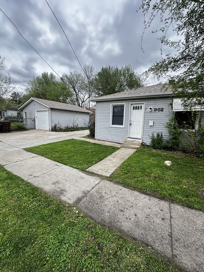 property at 902 N Central Ave