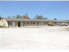 Cooks Cottages in Ash Grove, MO - Building Photo