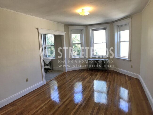 231-235 Park Dr in Boston, MA - Building Photo - Building Photo