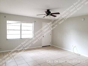 1884 NE 77th St in Ocala, FL - Building Photo - Building Photo