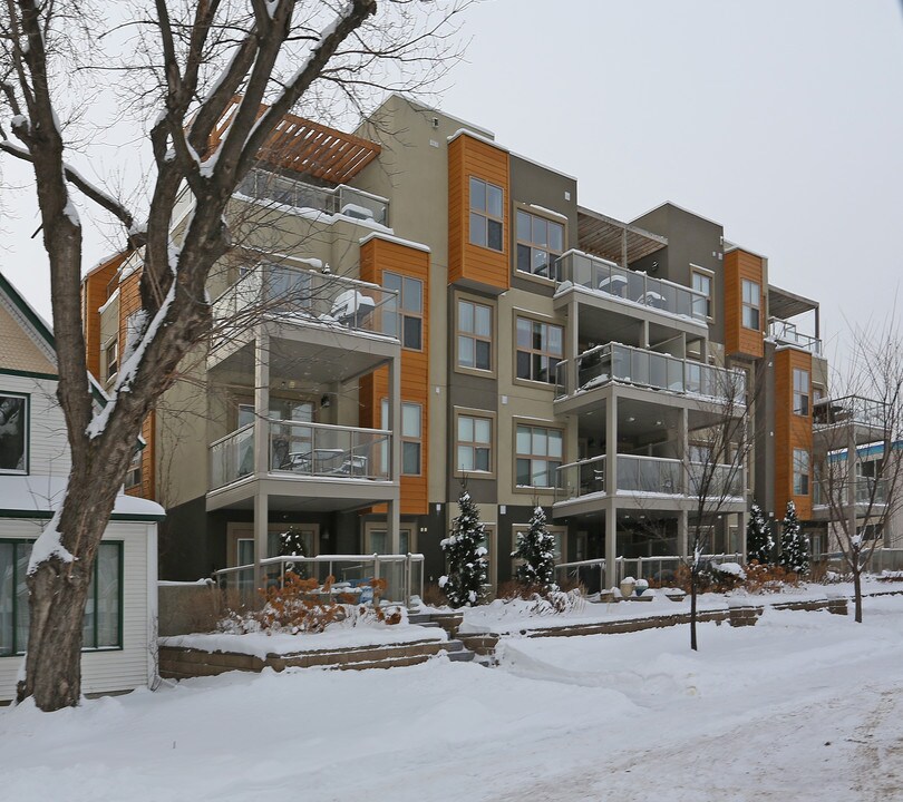 Mill Creek Park in Edmonton, AB - Building Photo