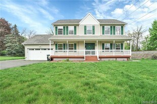 1 Tomkins Ave in Stony Point, NY - Building Photo