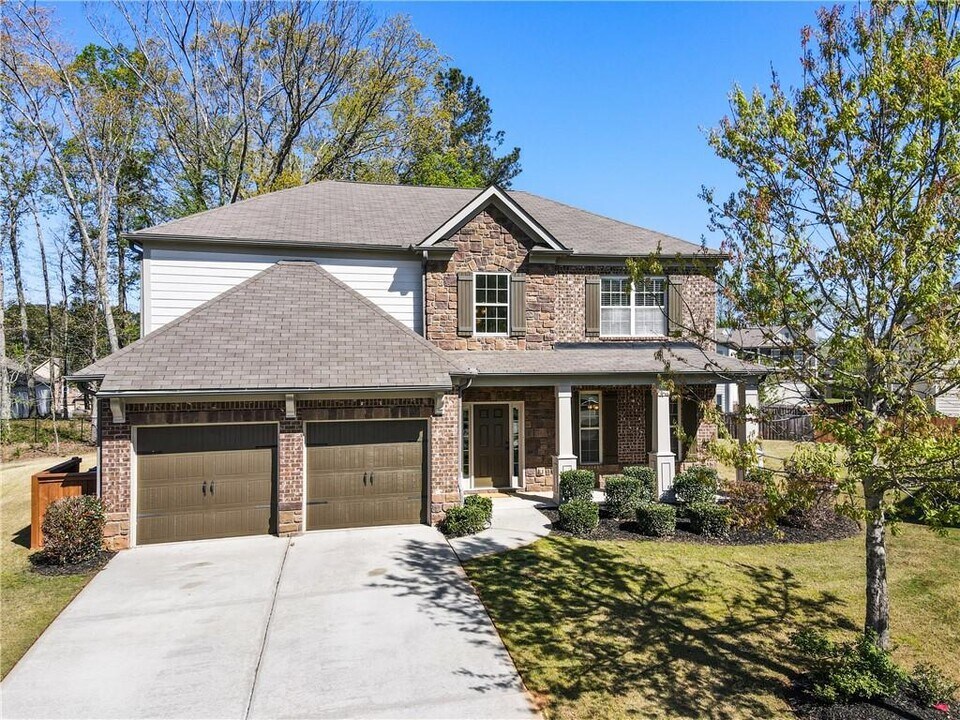 6135 Formosa Ln in Cumming, GA - Building Photo