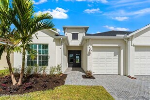 1464 Island Ave NW in Palm Bay, FL - Building Photo