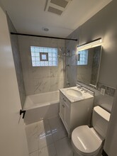 6215 S Monitor Ave in Chicago, IL - Building Photo - Building Photo