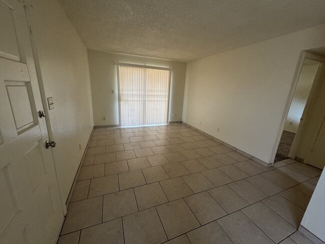 4261 N 68th Dr in Phoenix, AZ - Building Photo - Building Photo