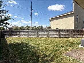 6 Taxco Ct in Edinburg, TX - Building Photo - Building Photo