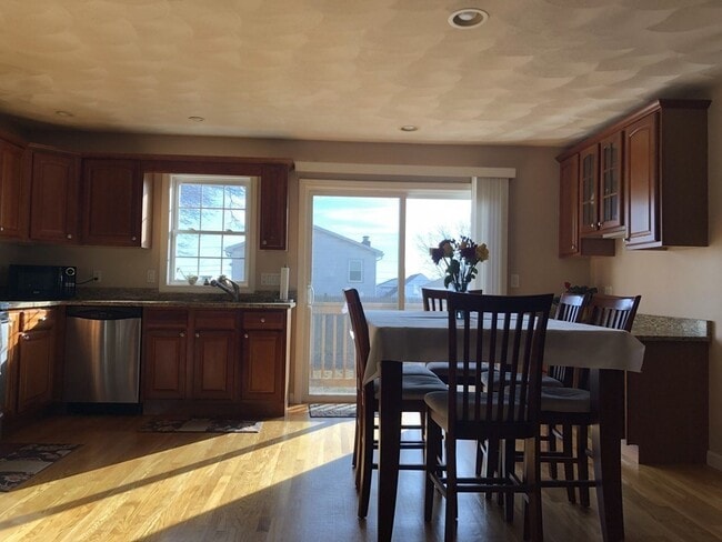 111 Oxford St in Revere, MA - Building Photo - Building Photo